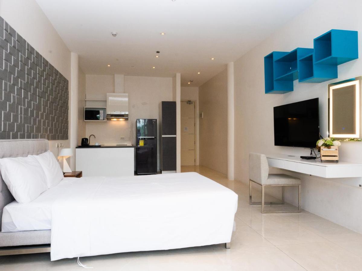 City Park Hotel Residences Taguig Exteriör bild